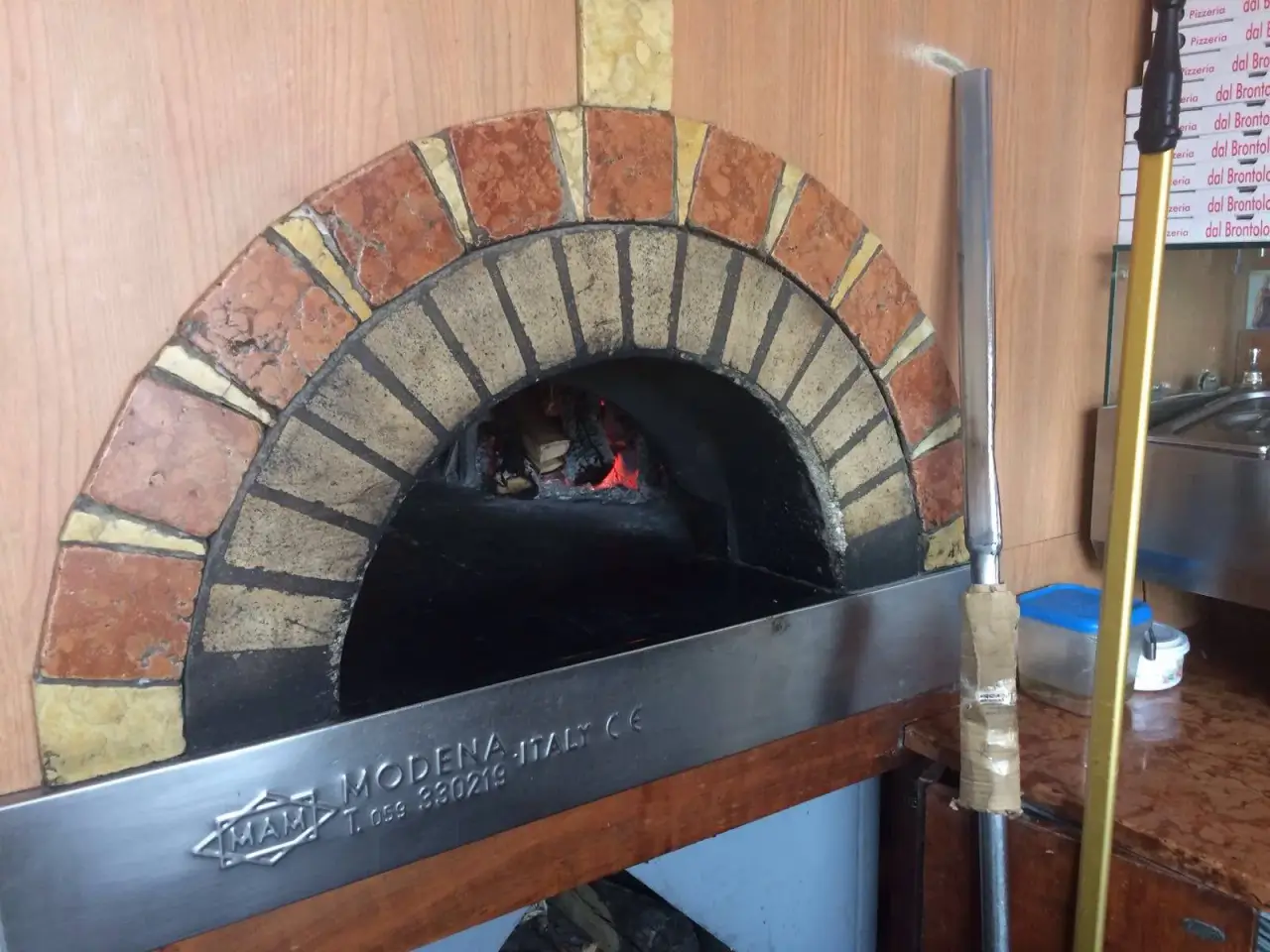 Pizzeria in , Cusano Milanino, {3} - Foto 2