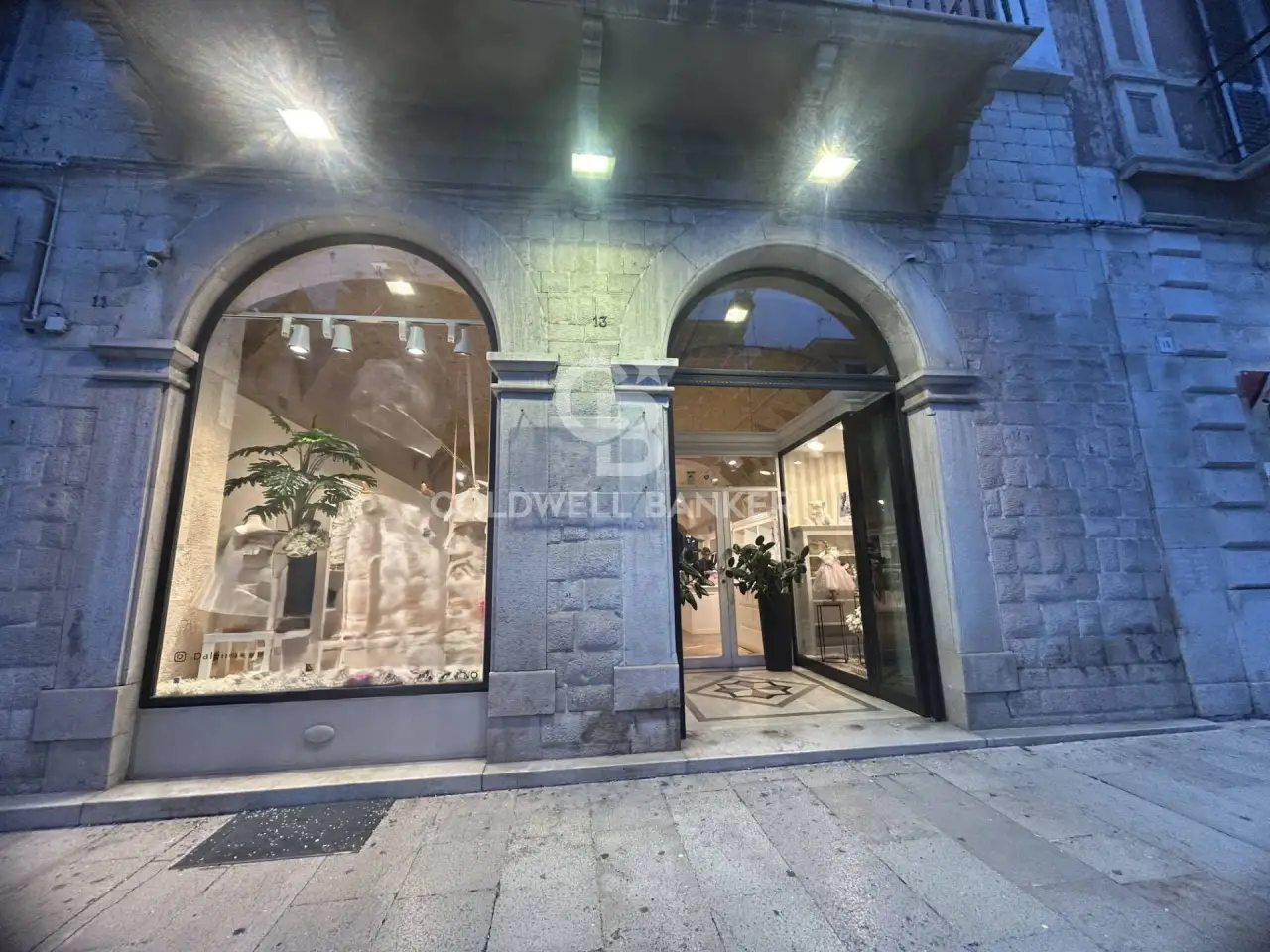 Negozio in Corso Vittorio Emenuele 11-13, Barletta, {3} - Foto 1