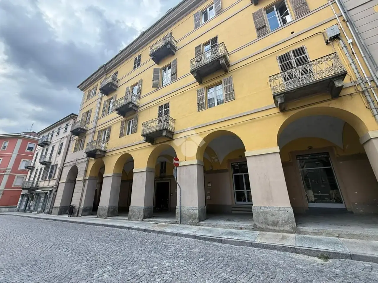 Ufficio in Corso C. Cavour 6, Ivrea, {3} - Foto 1