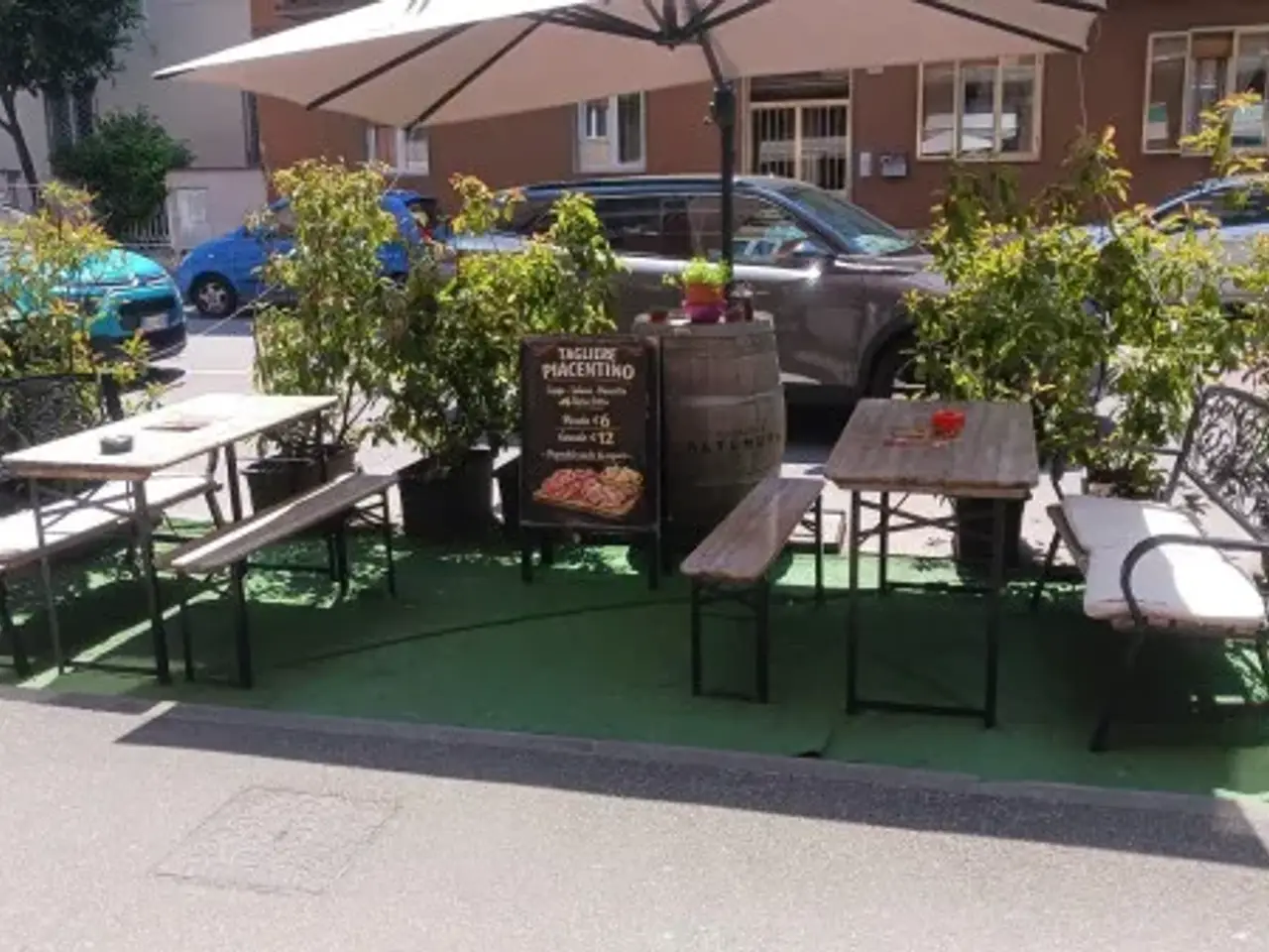 Bar in Via Sebastiano Nasolini 24a, Piacenza, {3} - Foto 2