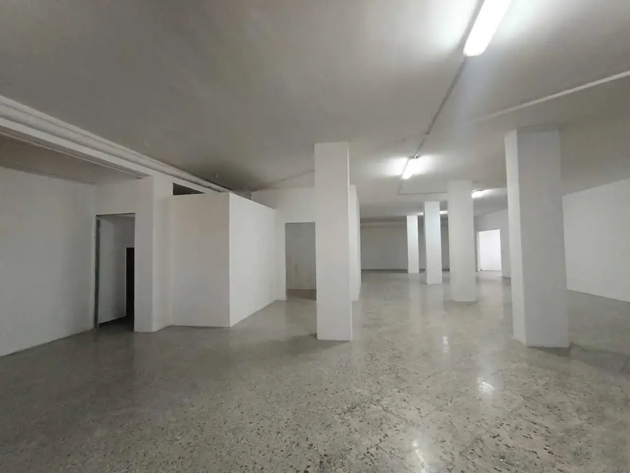 Autorimessa in Via Toro Sottano, Solofra, {3} - Foto 1