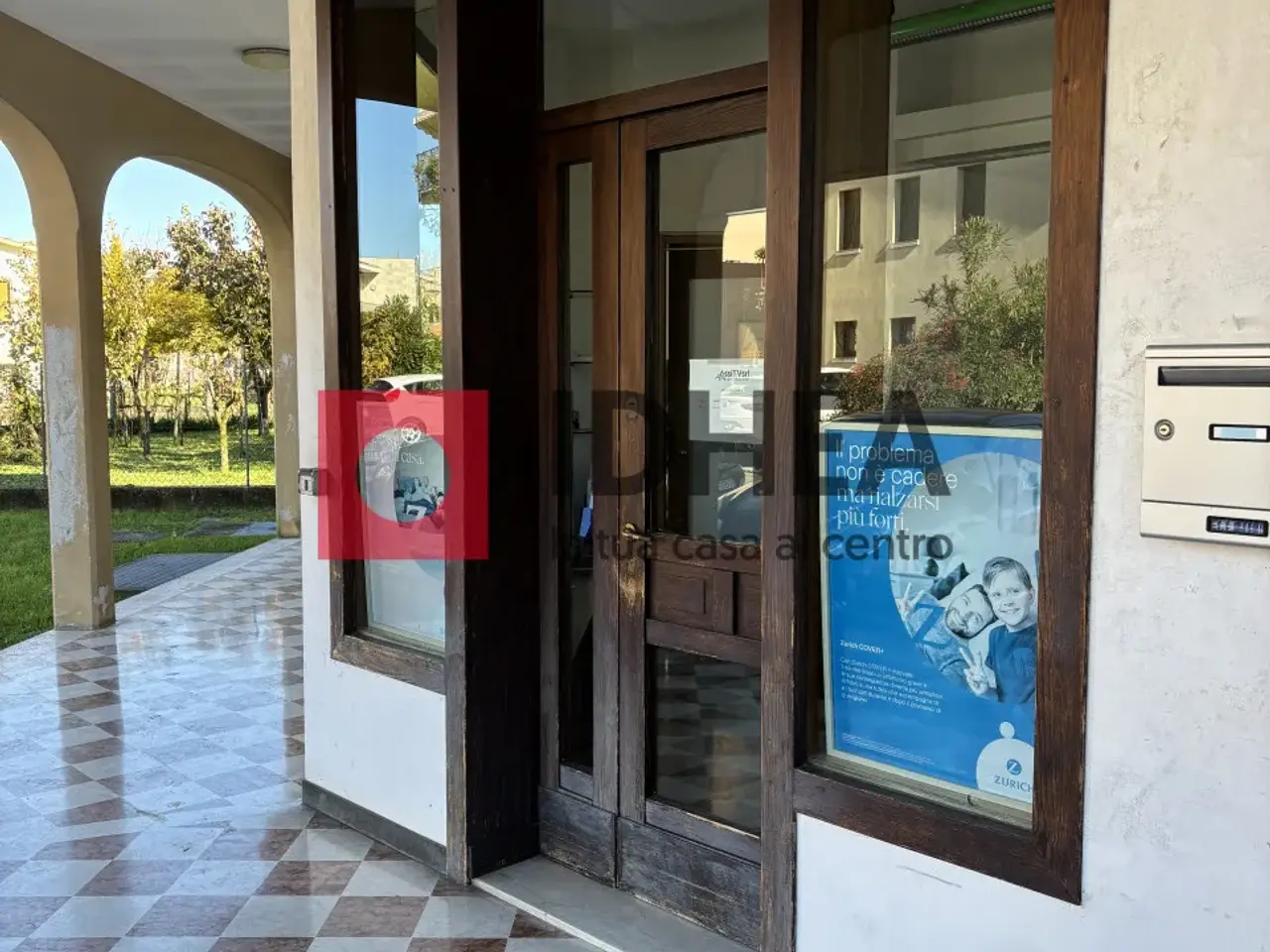 Negozio in Piazza Aldo Moro, Villorba, {3} - Foto 1