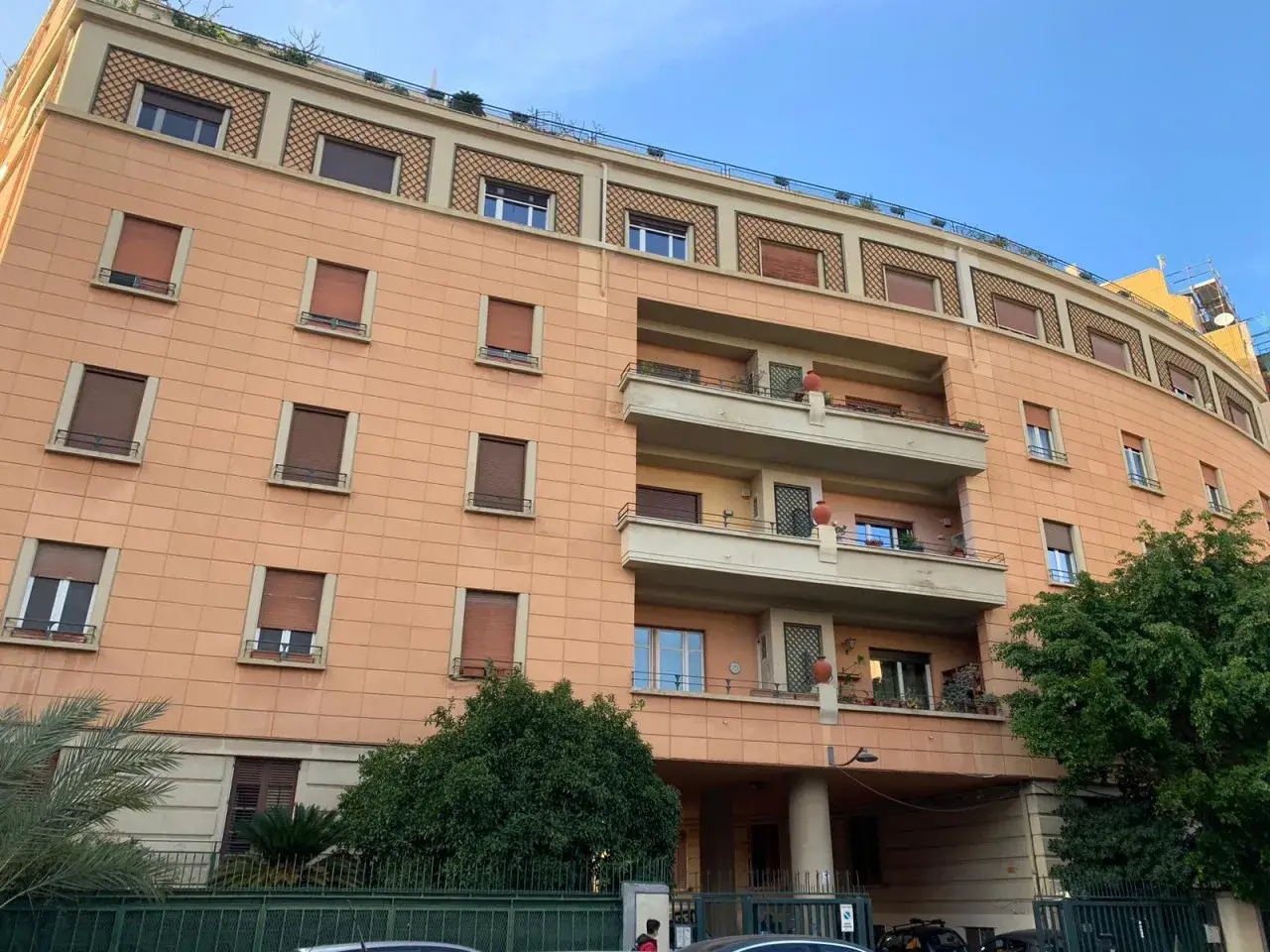 Ufficio in Viale Regina Margherita 9, Palermo, {3} - Foto 1