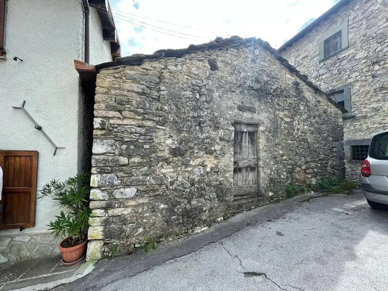 Magazzino in Via San Donato, Castelnuovo Di Garfagnana, {3} - Foto 1