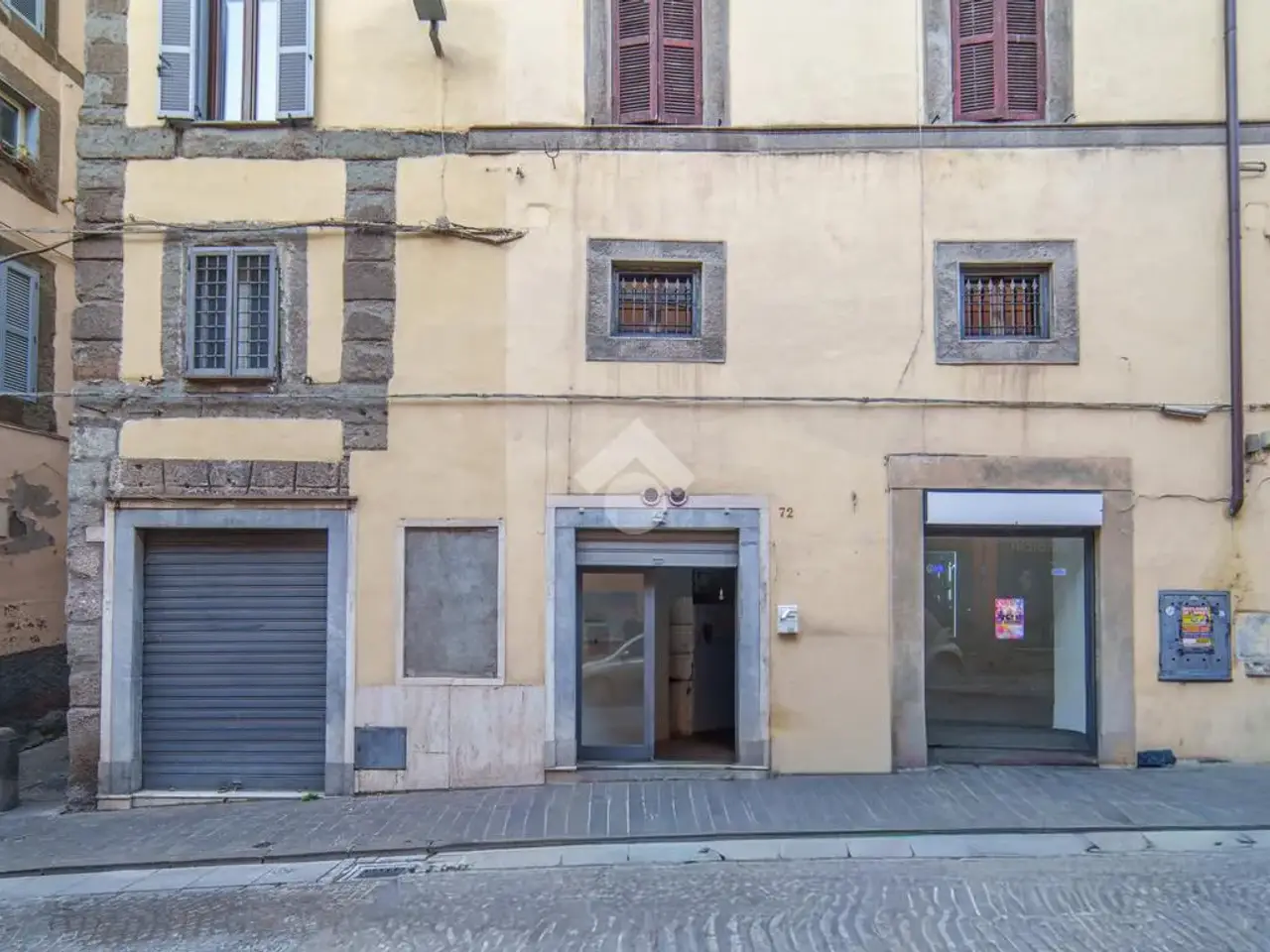 Ufficio in Via Cavour 72, Viterbo, {3} - Foto 1