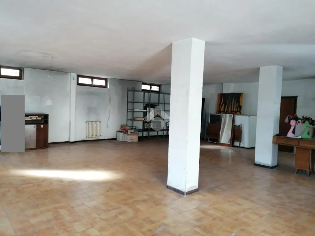 Magazzino in Via Tazzoli, San Vittore Olona, {3} - Foto 1