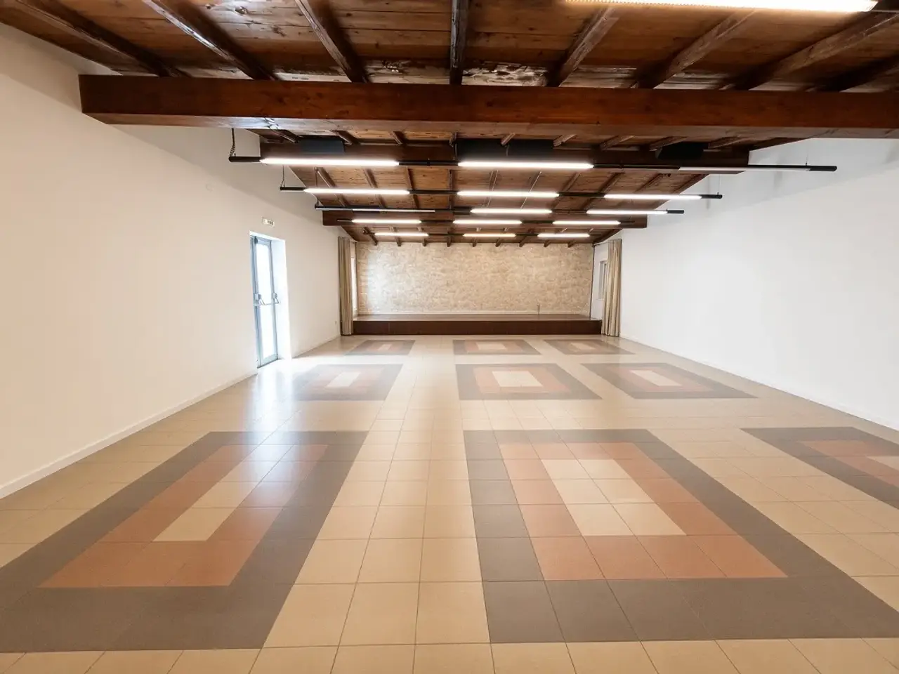 Immobile commerciale in Via Piave 18, Carlentini, {3} - Foto 1