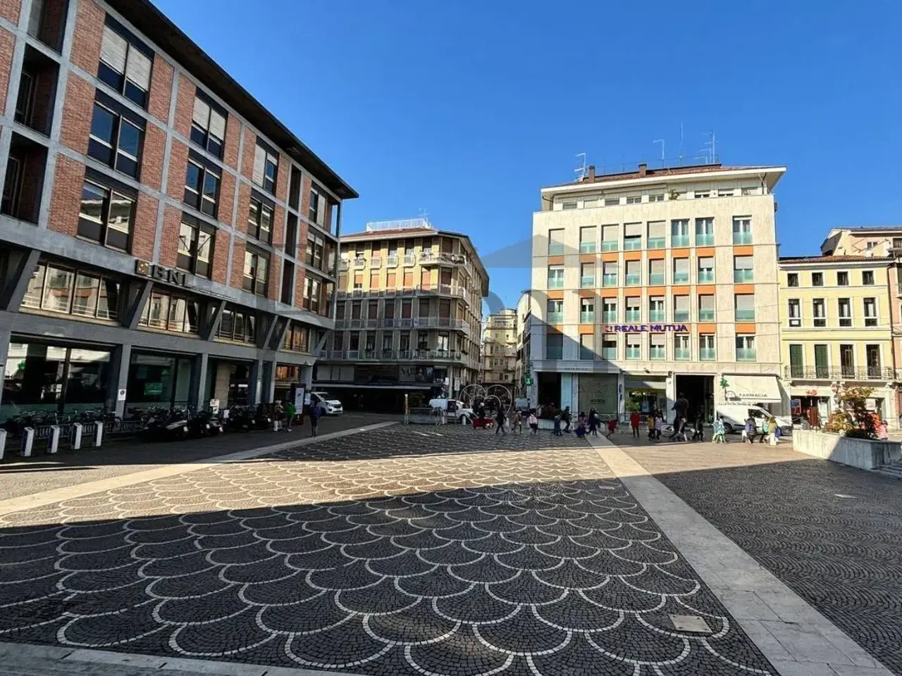 Ufficio condiviso in Piazza della Borsa, Treviso, {3} - Foto 1