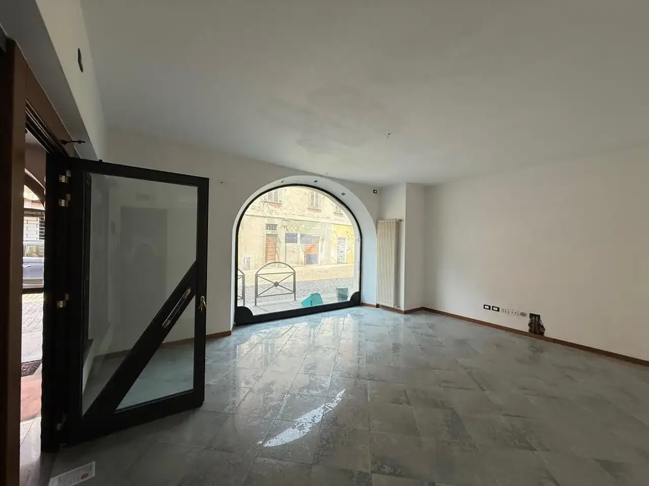 Negozio in Via Roma 26, Ghisalba, {3} - Foto 1