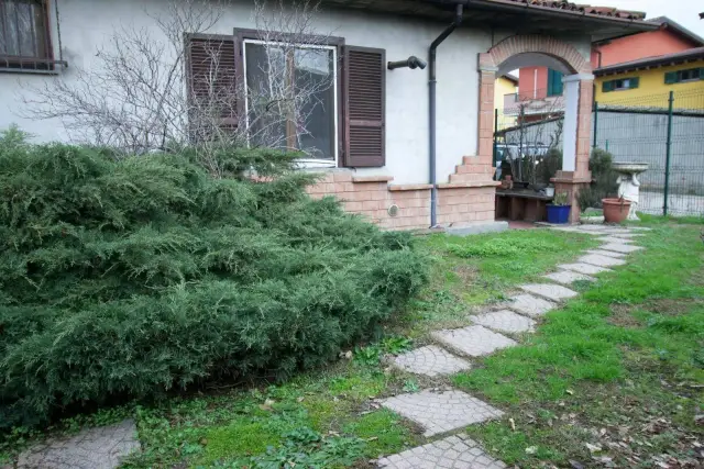 Terraced house in Via Patrini 14, Chignolo Po - Photo 1