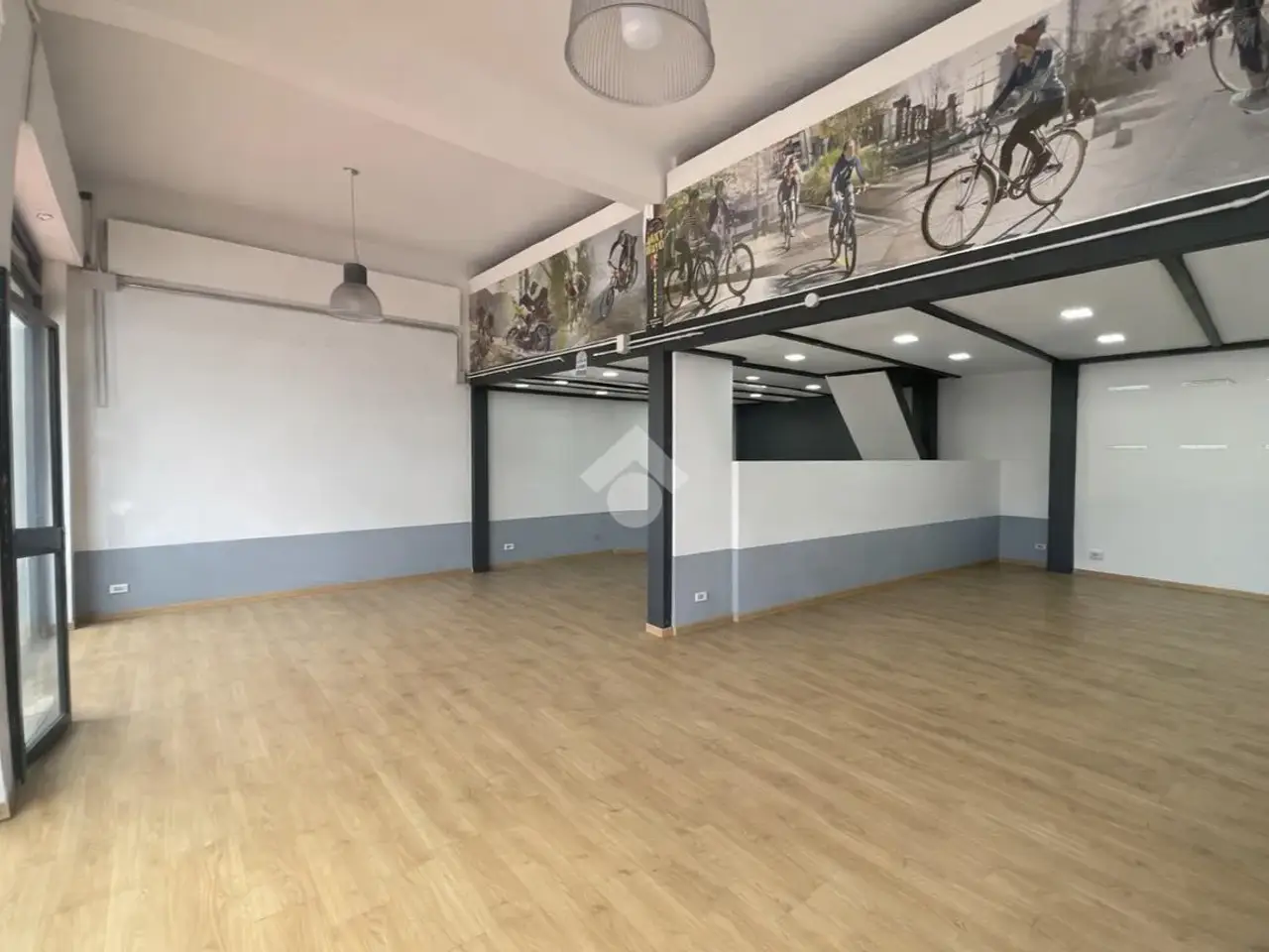 Negozio in Via Conti 12, Roseto Degli Abruzzi, {3} - Foto 2