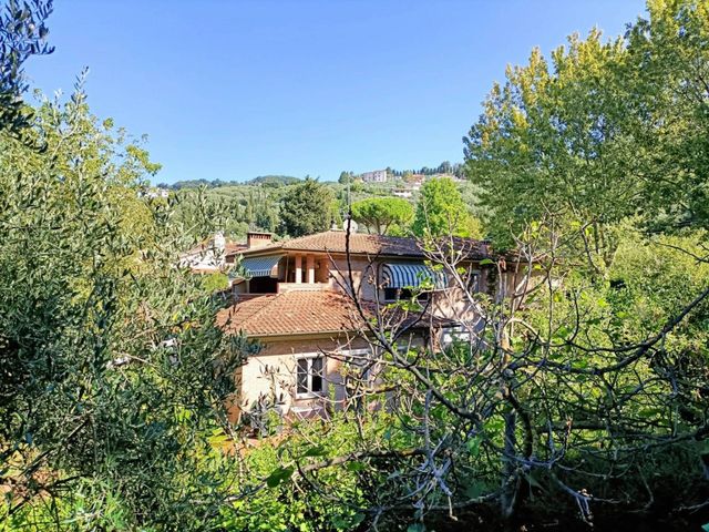 Villa in Via della Conca di Sopra 166, Massarosa - Foto 1