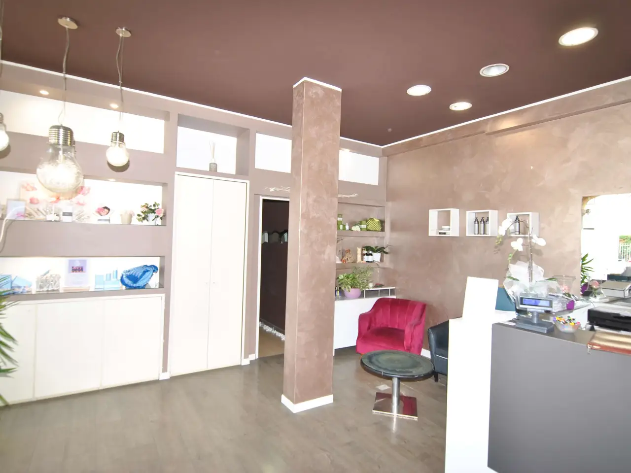 Centro estetico - Solarium - Benessere in Via Bottego  2, Lissone, {3} - Foto 2