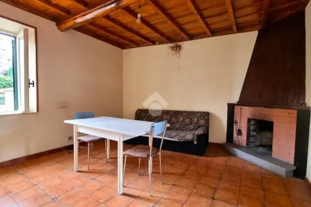 3-room flat in Via Sant'Agata 6, Segni - Photo 1