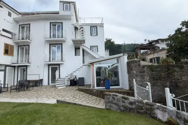 insertion image