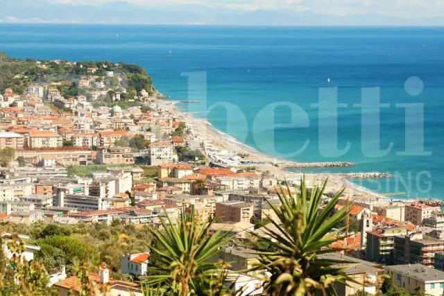 2-room flat in Via Villagrande, Varazze - Photo 1