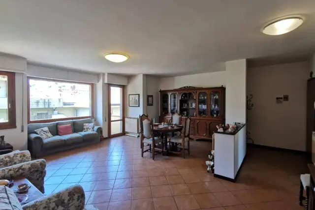 4-room flat in Via Spartaco Lavagnini 56, Bagno a Ripoli - Photo 1