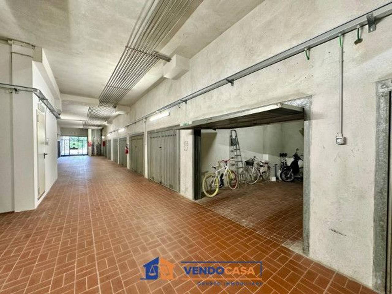 immagine annuncio 1 di 14