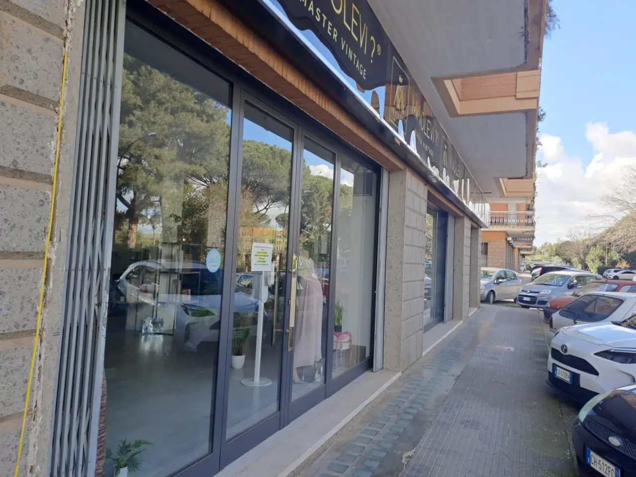 Negozio in Via Lazio, Cisterna Di Latina, {3} - Foto 1