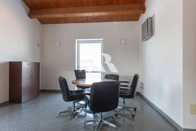 Gemeinschaftsbüro in Via Thomas Alva Edison 11, Verona - Foto 1