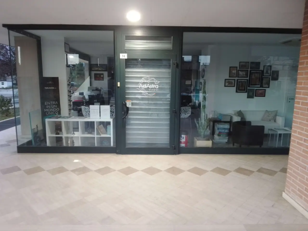Negozio in , Bastia Umbra, {3} - Foto 1