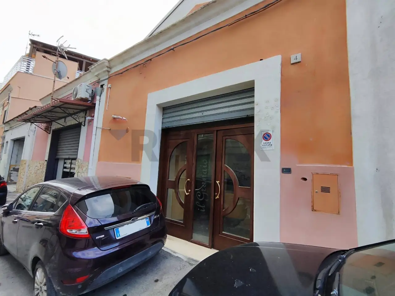 Negozio in Vico dei Conciatoi 4, Foggia, {3} - Foto 1