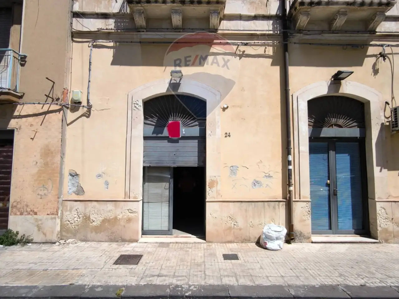 Negozio in Epicarmo 24, Siracusa, {3} - Foto 1