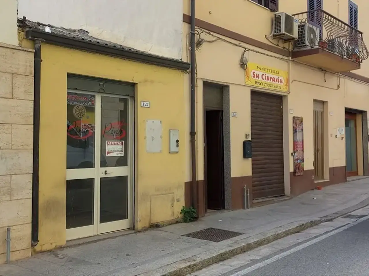 Negozio in , Sanluri, {3} - Foto 1