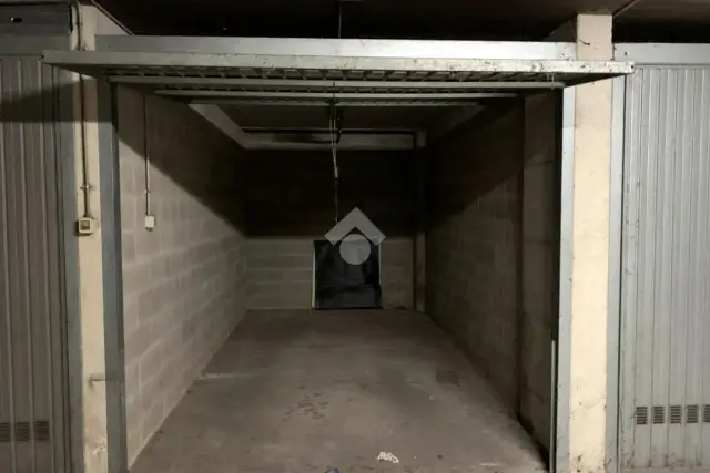 Box in vendita, Via Ragazzi del 99 45, Lumezzane - Foto 1