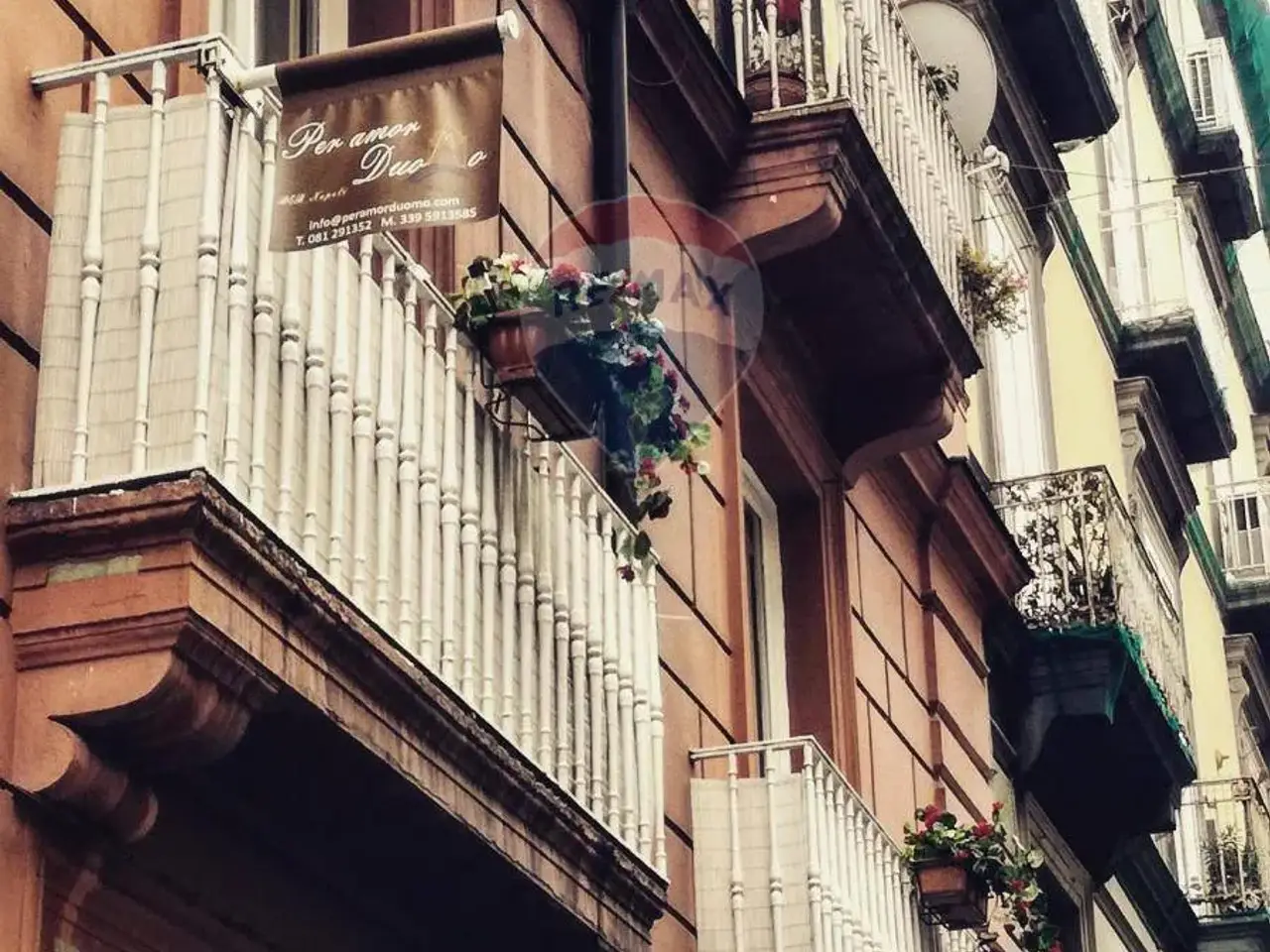 Esercizio commerciale in Via Duomo 33, Napoli, {3} - Foto 1