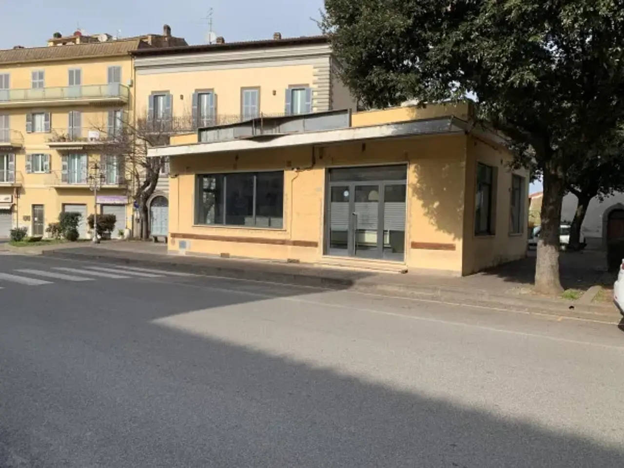 Negozio in Piazza Guglielmo Marconi, Vetralla, {3} - Foto 2