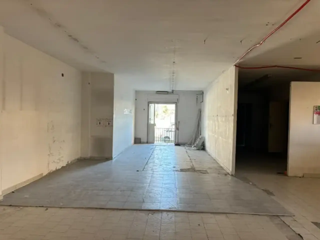 Magazzino in Via Amalfi, Casalnuovo Di Napoli, {3} - Foto 2