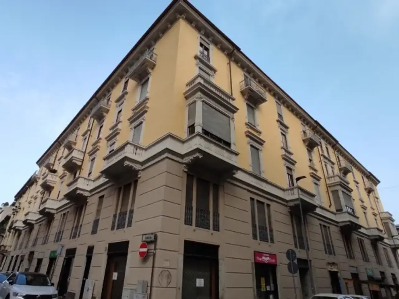Esercizio commerciale in Novara, Piemonte, 28100, Italia, Novara, {3} - Foto 1