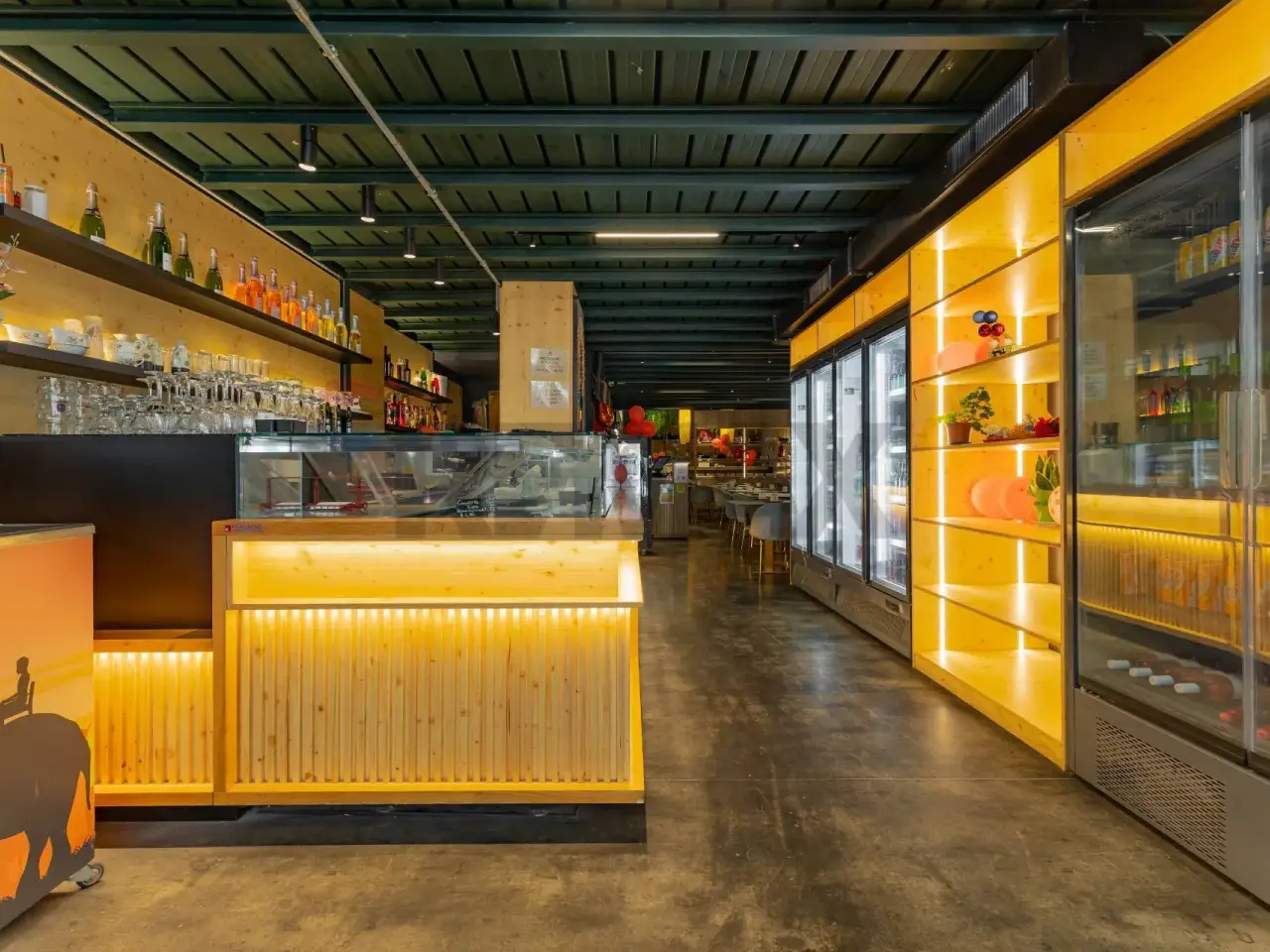Esercizio commerciale in Via Argiro 48, Bari, {3} - Foto 1