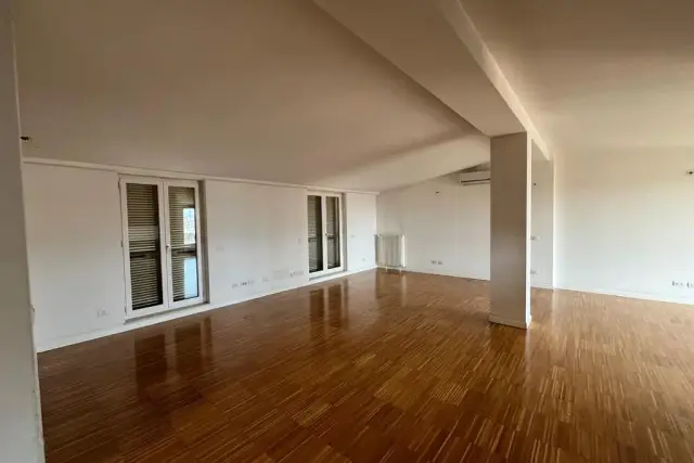 main gallery real estate image