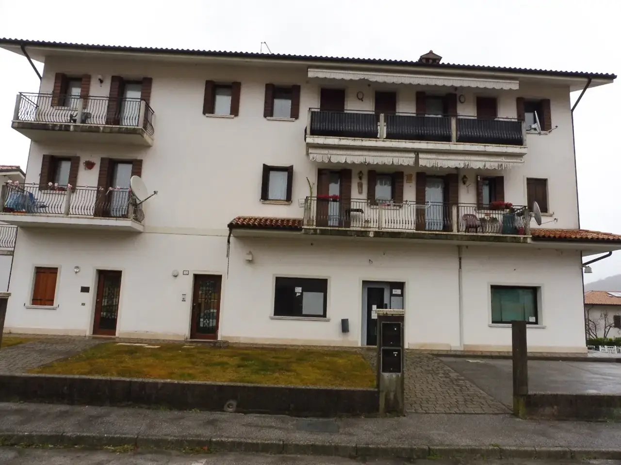 Ufficio in Via Moirans En Montaigne 25, Alano Di Piave, {3} - Foto 1