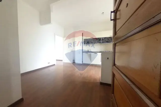 2-room flat in Via Digione 23, Torino - Photo 1