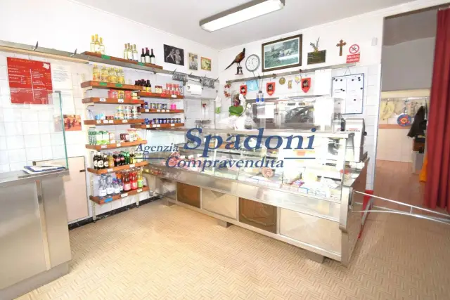 Shop in Via di Bruceto 13, Montecatini-Terme - Photo 1