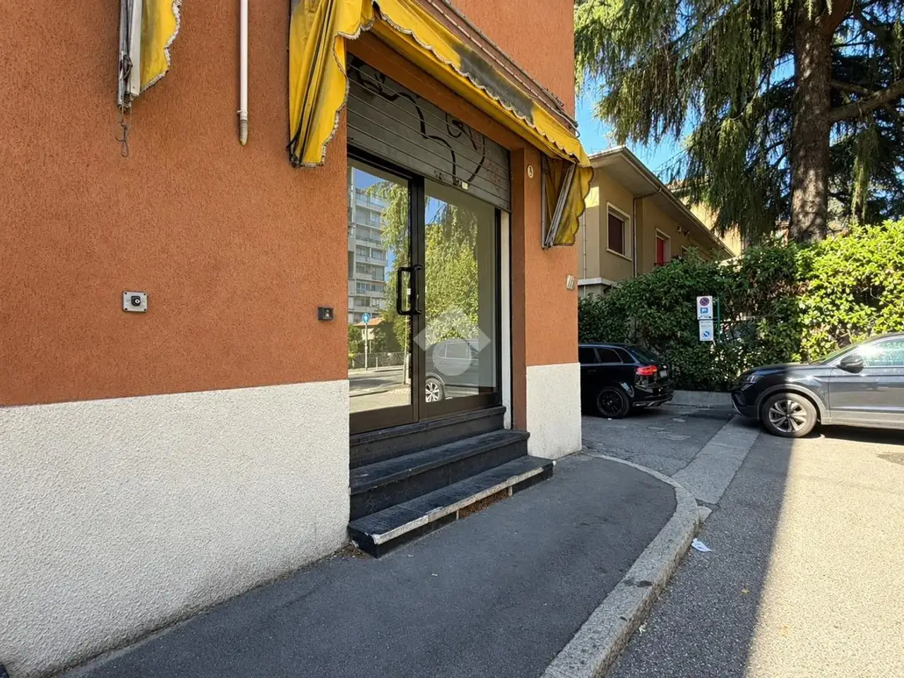 Negozio in Via Aristotile Fioravanti 46, Bologna, {3} - Foto 2