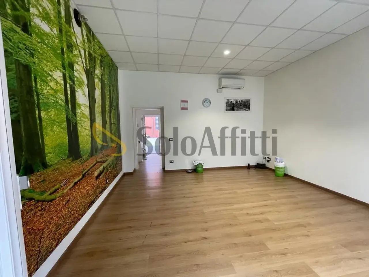 Negozio in , Gallarate, {3} - Foto 1
