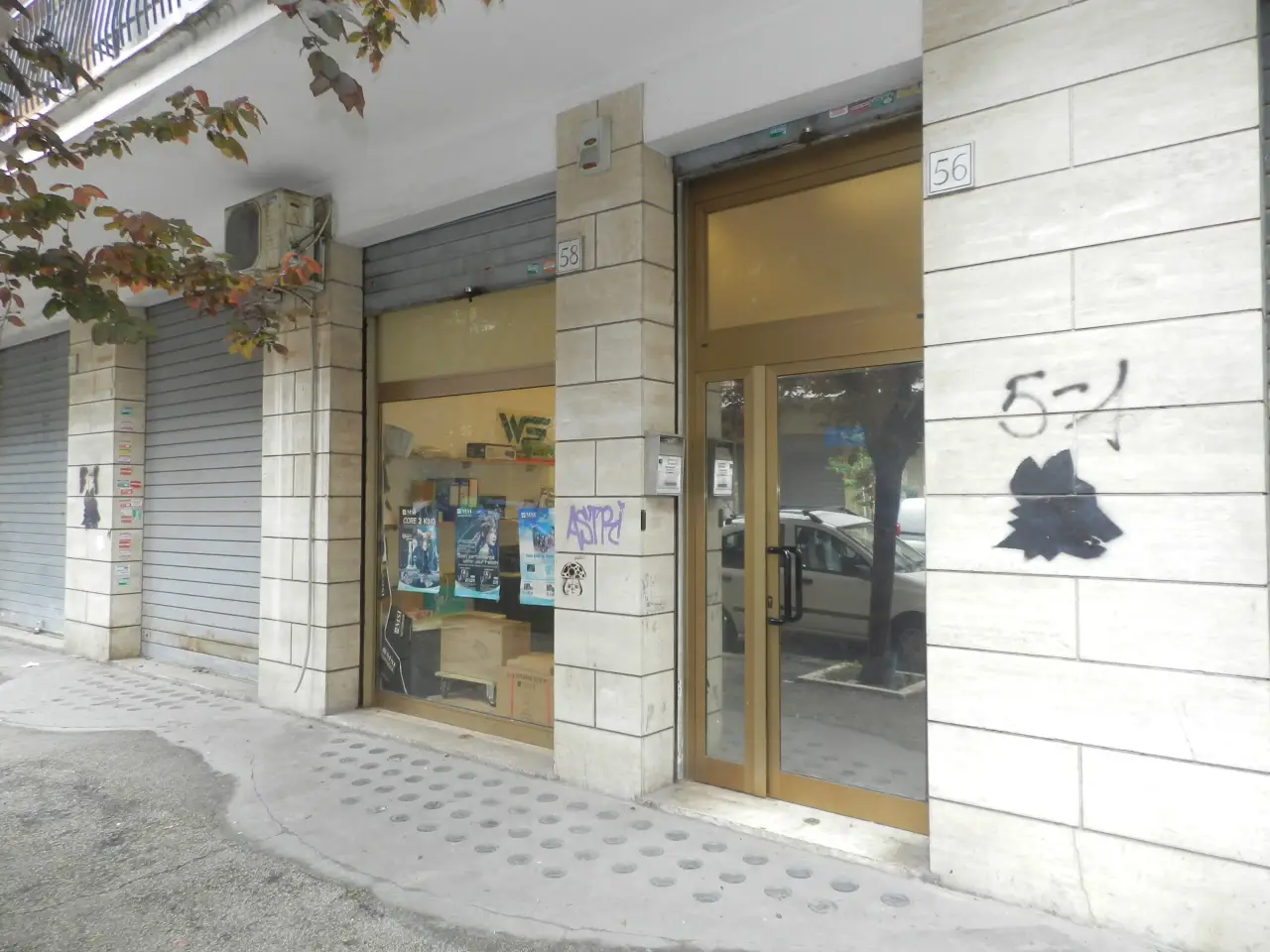 Negozio in Via Giuseppe Pianigiani 56, Roma, {3} - Foto 1