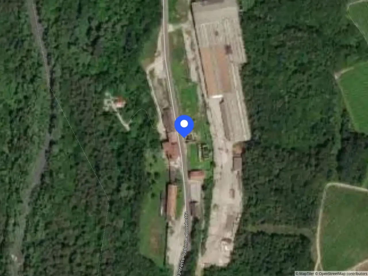 Fabbricato misto in Localita' Ceramica Lungo La Strada Provinciale Ex S.S. 43 43, Ton, {3} - Foto 1