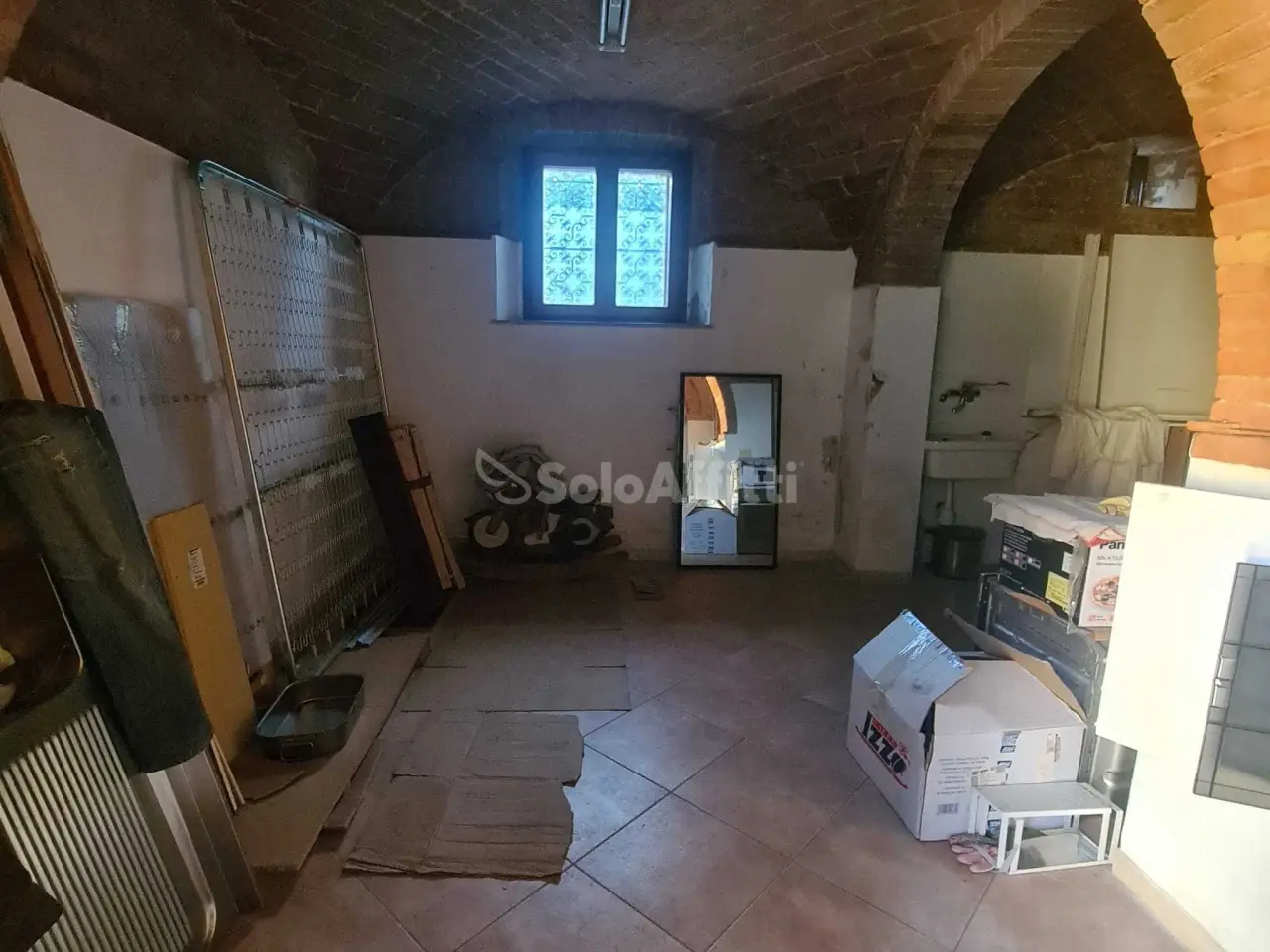 Negozio in Via Enea Silvio Piccolomini, Siena, {3} - Foto 1