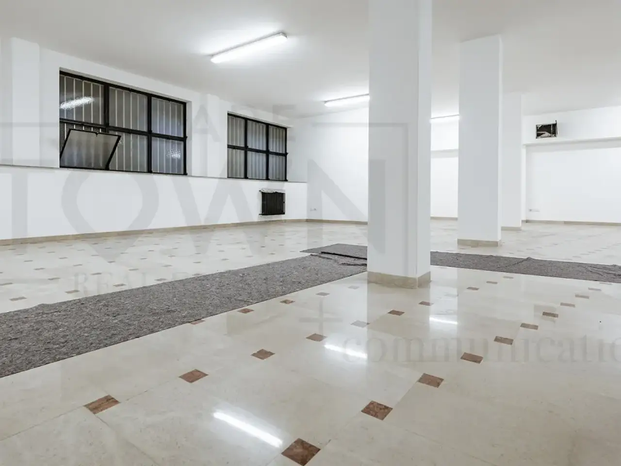 Negozio in Via Ponte Seveso 40, Milano, {3} - Foto 1