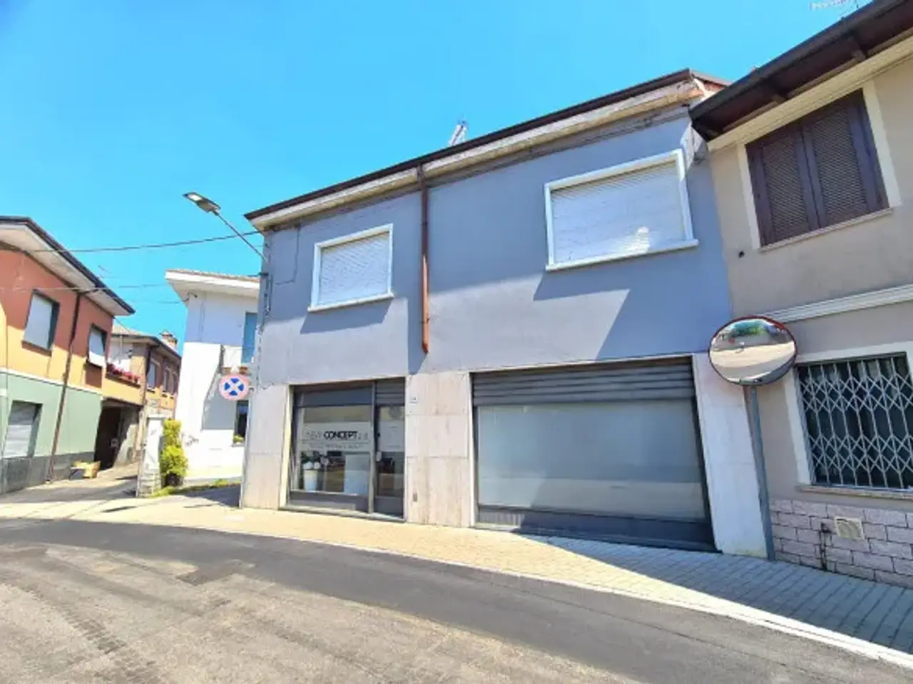 Negozio in Via Giuseppe Garibaldi 19, San Giorgio su Legnano, {3} - Foto 1