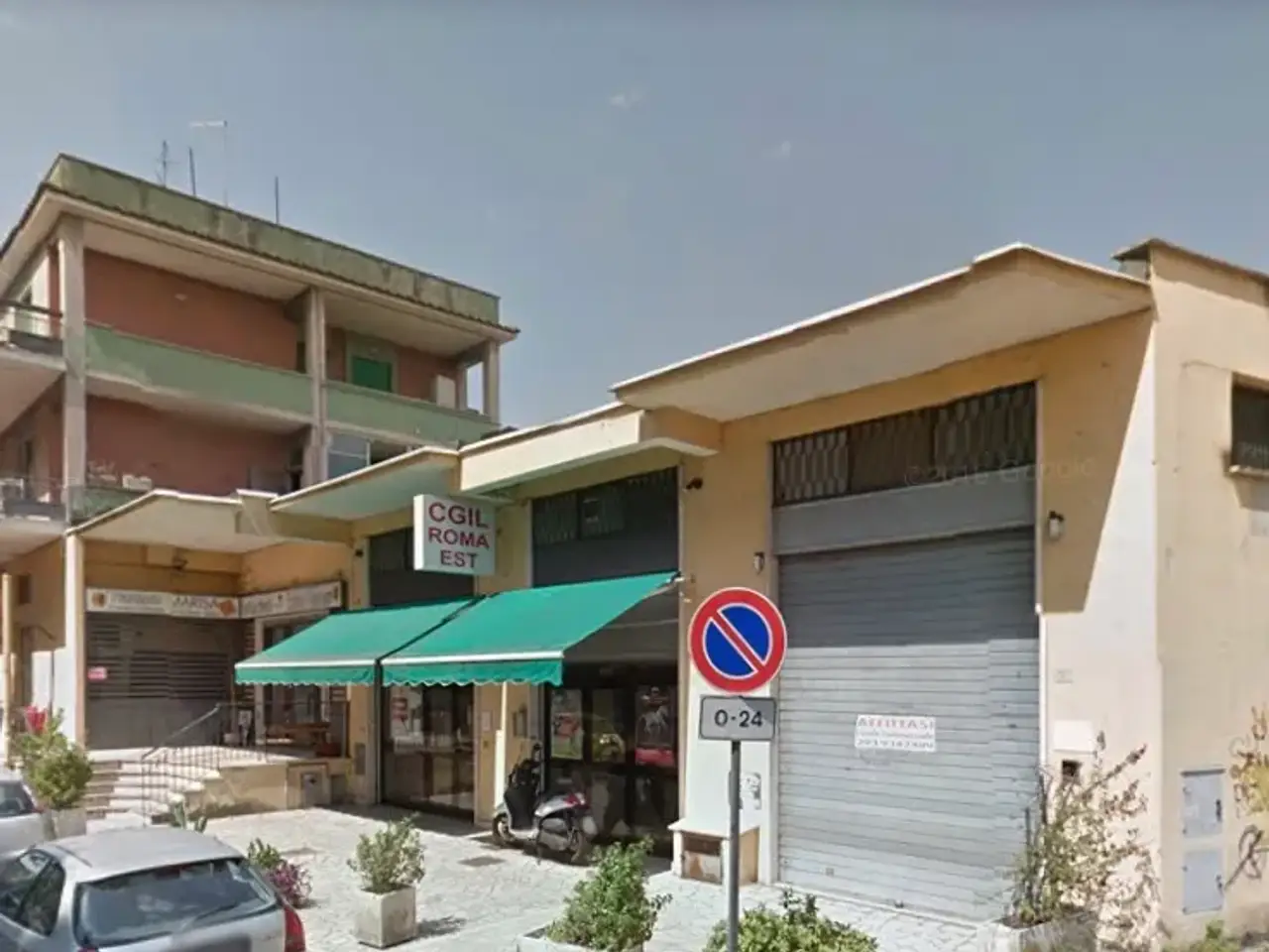 Negozio in Via Giuseppe Motta, Guidonia Montecelio, {3} - Foto 1