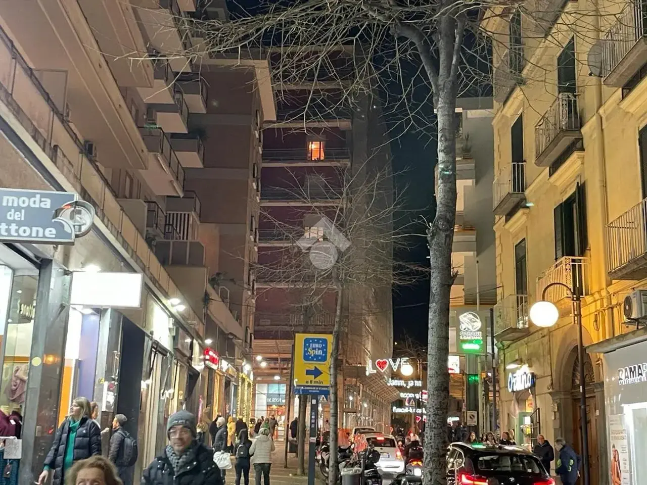 Negozio in Via Roma 15, Castellammare Di Stabia, {3} - Foto 2