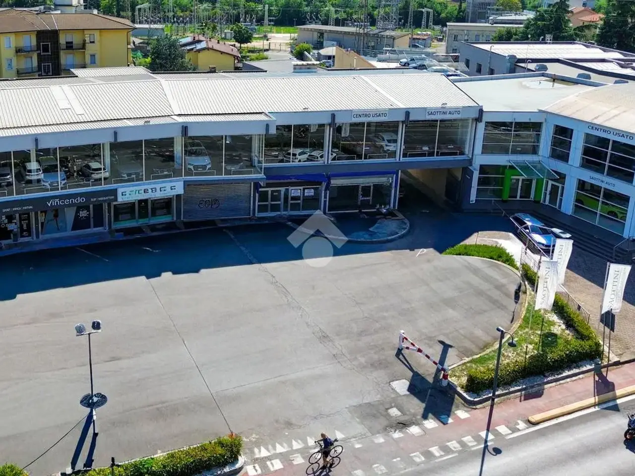 Negozio in Viale Sant'Eufemia 94, Brescia, {3} - Foto 2