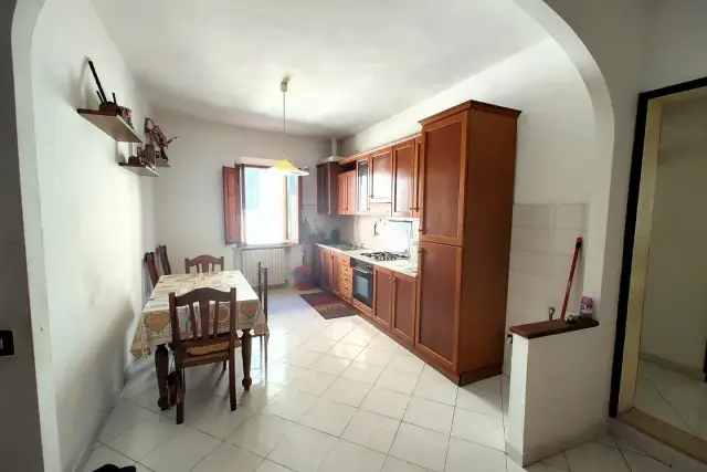 3-room flat, Crespina Lorenzana - Photo 1