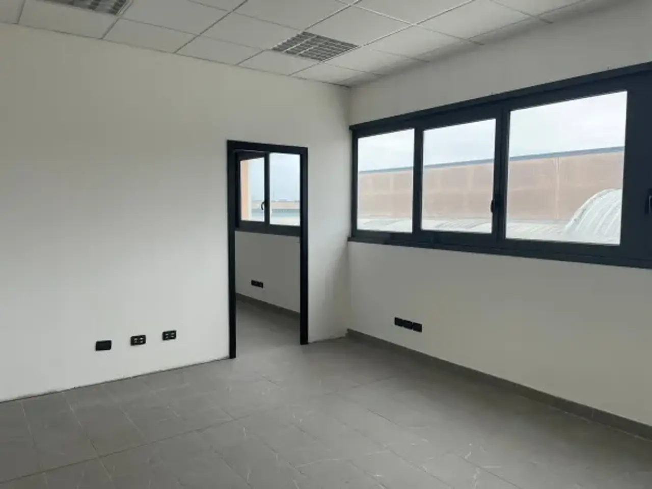 Ufficio in , Imola, {3} - Foto 1